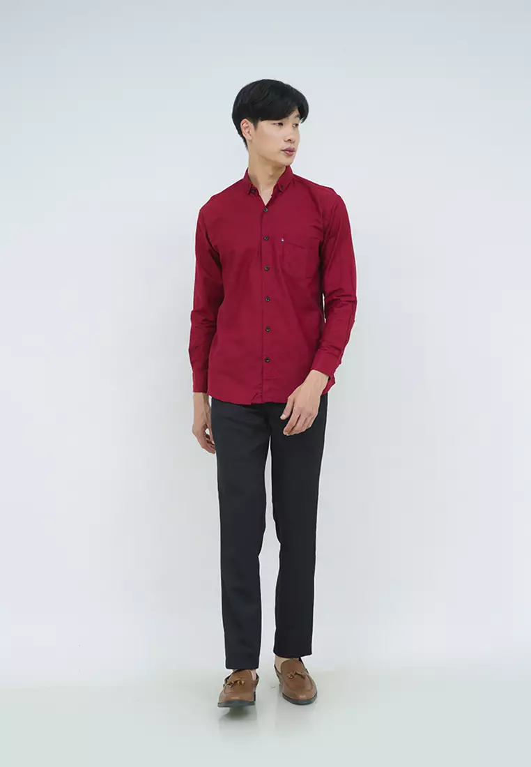 Kemeja lengan panjang pria formal slim fit maroon houseofcuff - M