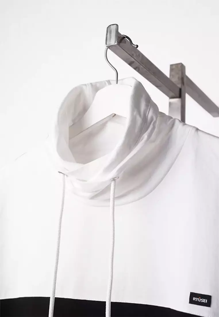 Ryusei Kaos Pria Lengan Panjang Nandito Kei CMB White