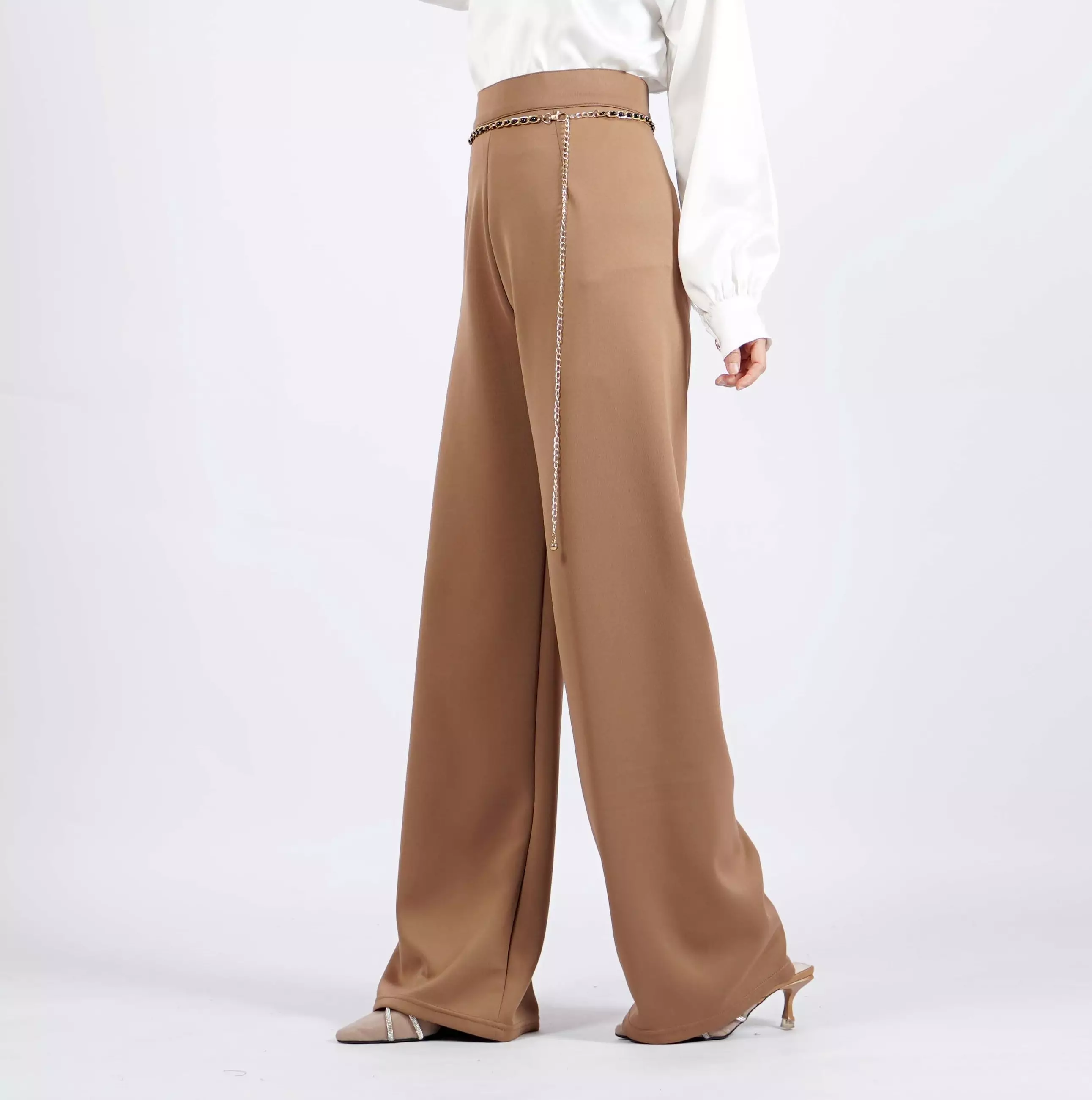 30 yoshdan oshgan qizlarning yalangoch suratlari