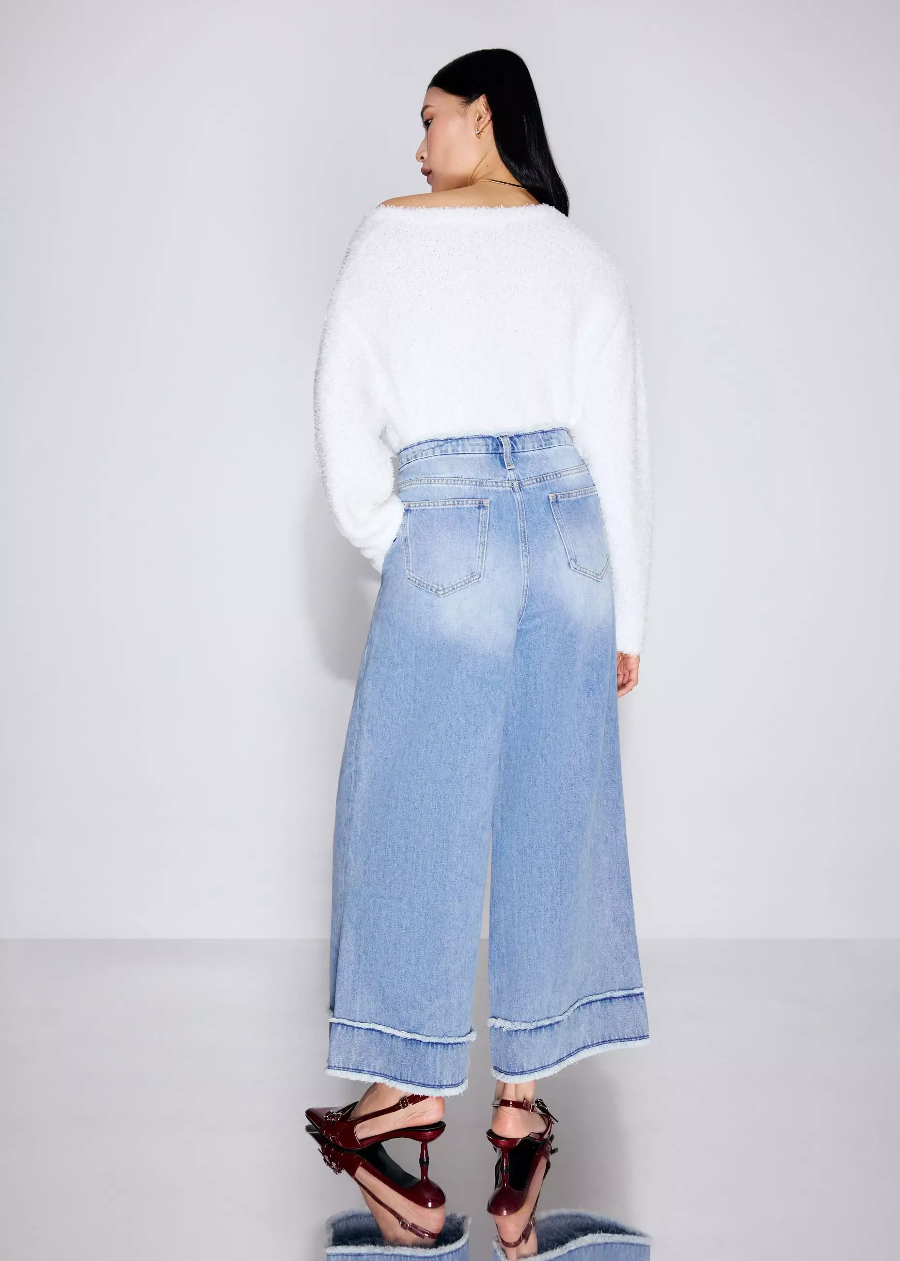 Jeans Wanita - Denim Frayed Hem Mid Waist Wide Leg Jeans