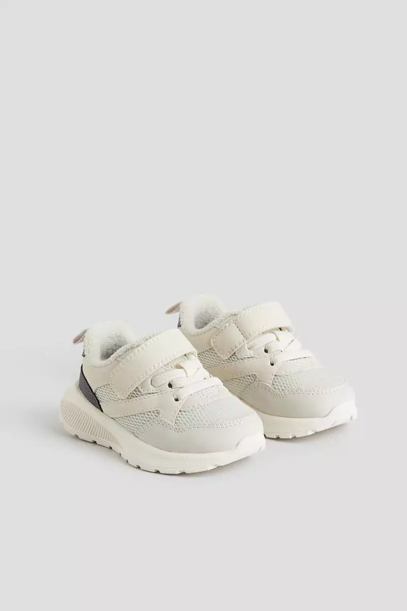 Discount on H&M  shoes - SKU: Lightweight-sole trainers