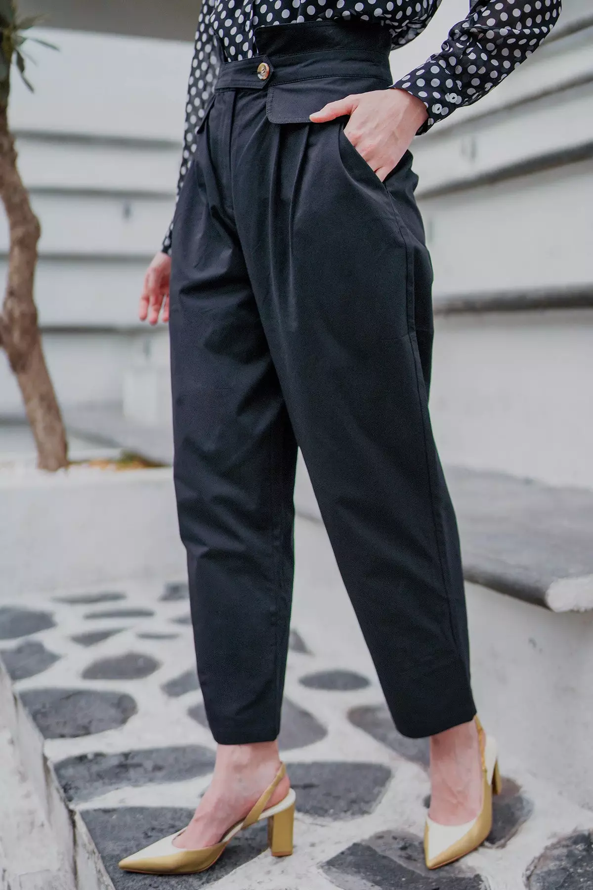 Benang Jarum Riyana Pants - Black