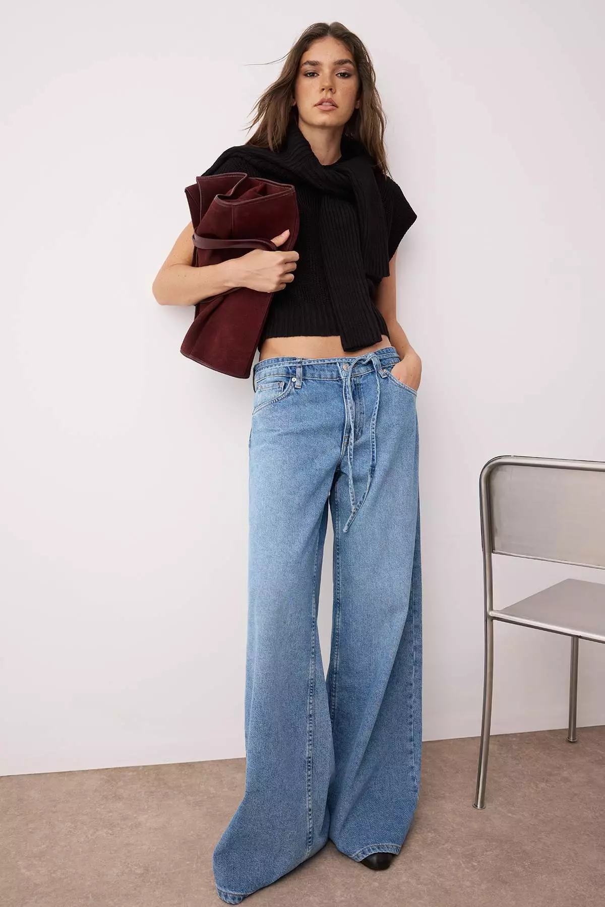 Black Crop Crew Neck Knitwear Sweater