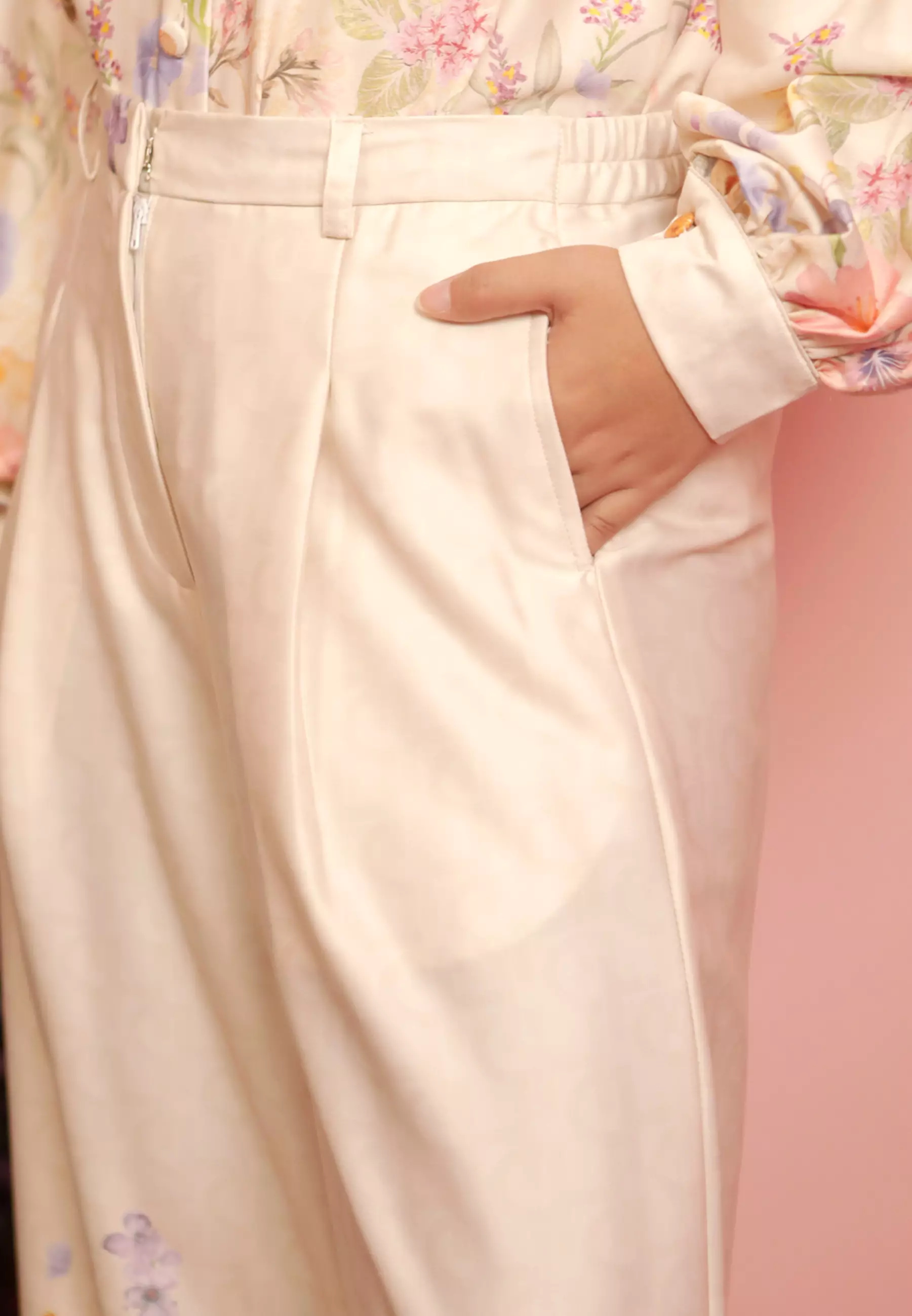 HijabChic Preena Flora Botanica Beige Pants