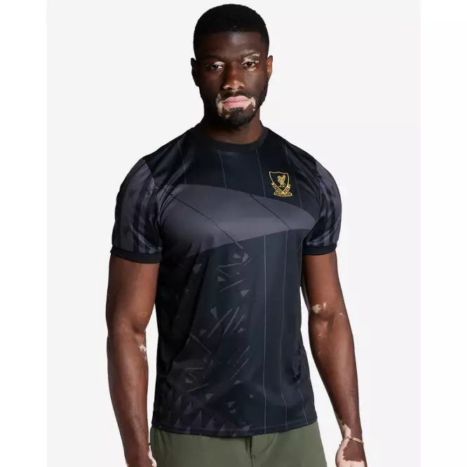 Liverpool FC LFC Mens Mashup Shirt Men - Official LFC T Shirt Original Pria