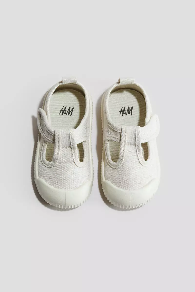 Cotton sandals