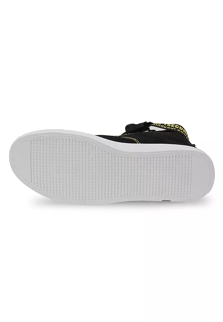 Chayton Shoes Sepatu Olahraga Pria Sneakers Sport Material Canvas ORIGINAL