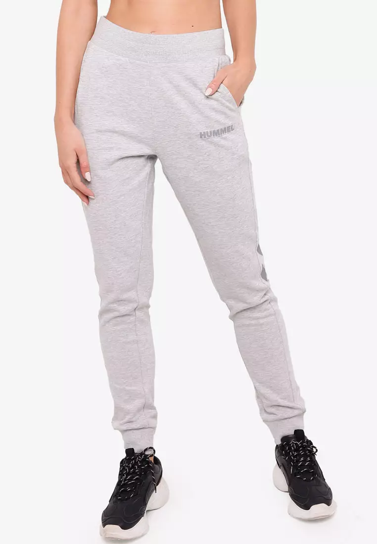 Jual Hummel Legacy Woman Tapered Sweatpants Original 2024 | ZALORA  Indonesia ®