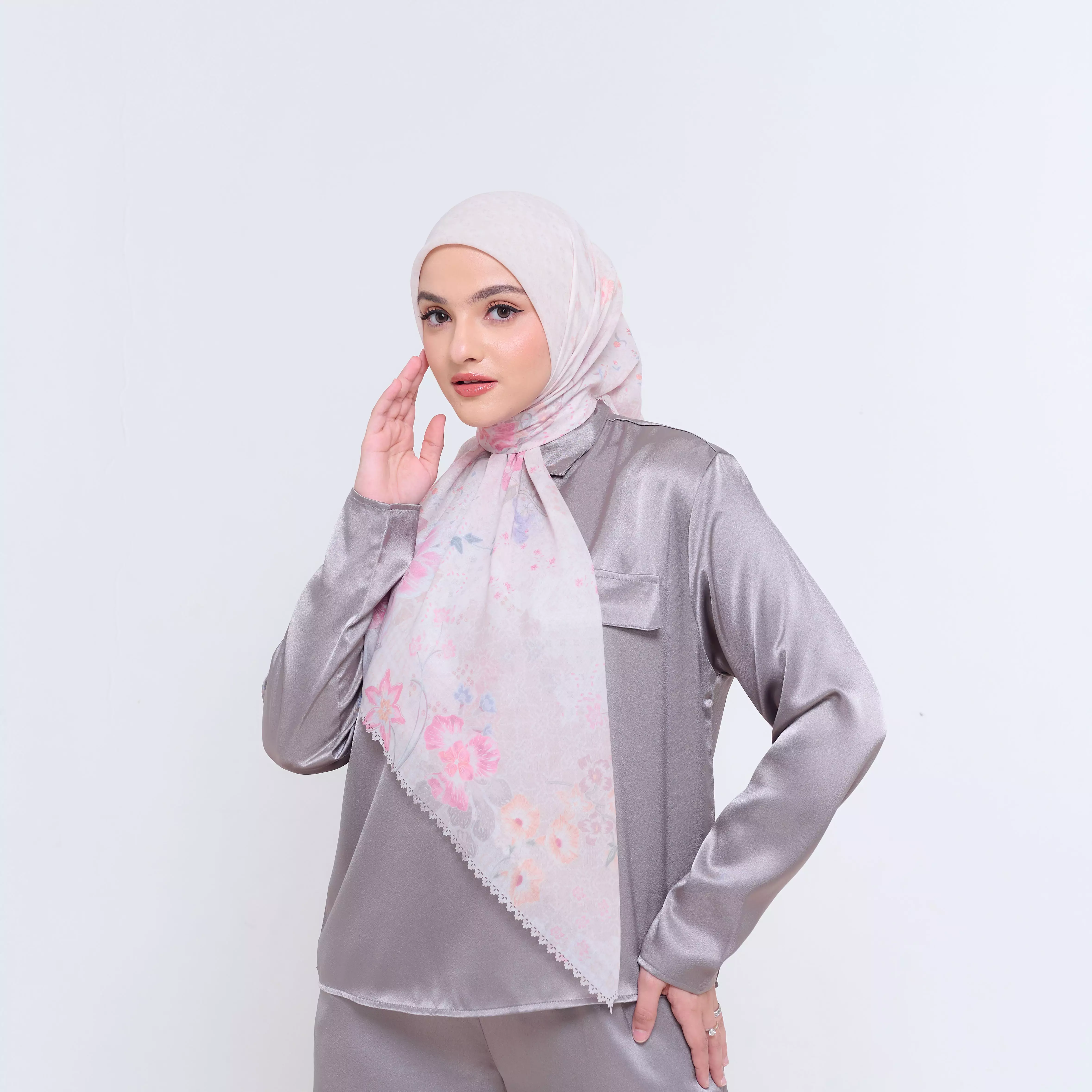 MFMW House Of Petals Scarf - Kerudung Segi Empat Premium Motif Bunga - Muted Beige