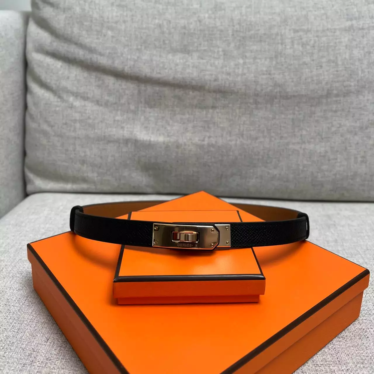 Jual Hermès Hermès Kelly 18 Belt Epsom Calfskin Black Gold Rghw ...