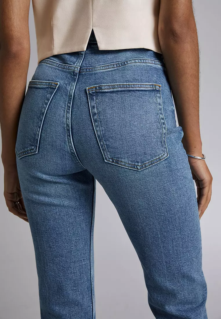 Slim Cut Jeans