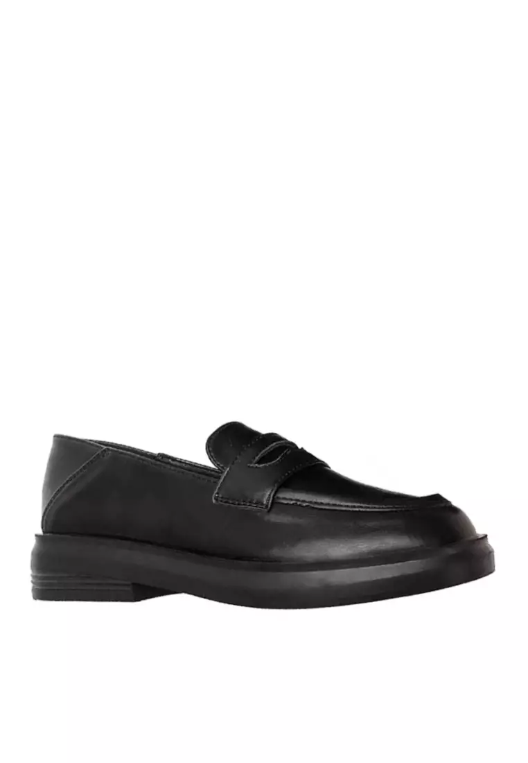 Discount on Twenty Eight Shoes  shoes - SKU: VANSA Fashionable Top Layer Cowhide Loafers VSW-F2322800305
