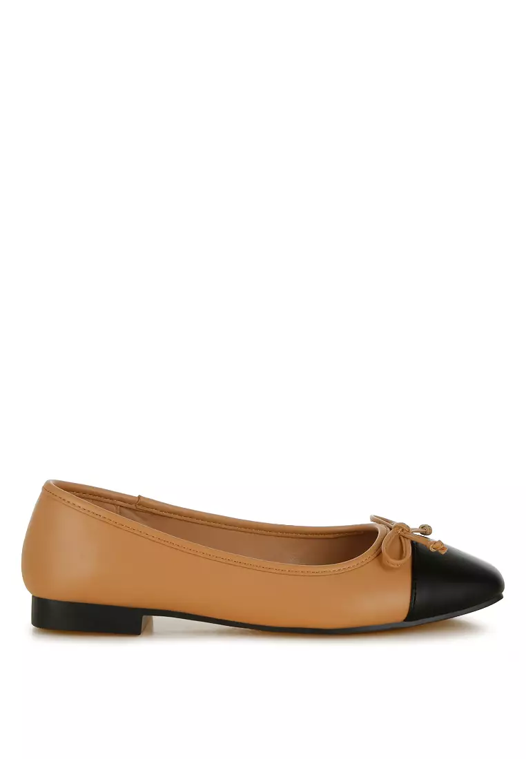 Discount on London Rag  shoes - SKU: Faux Leather Bow Detail Ballerinas in Camel
