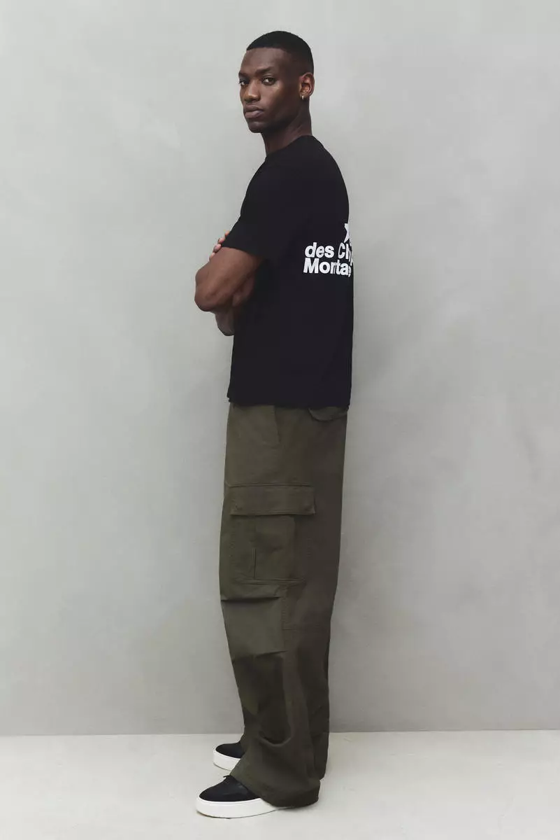 Loose Fit Cargo trousers