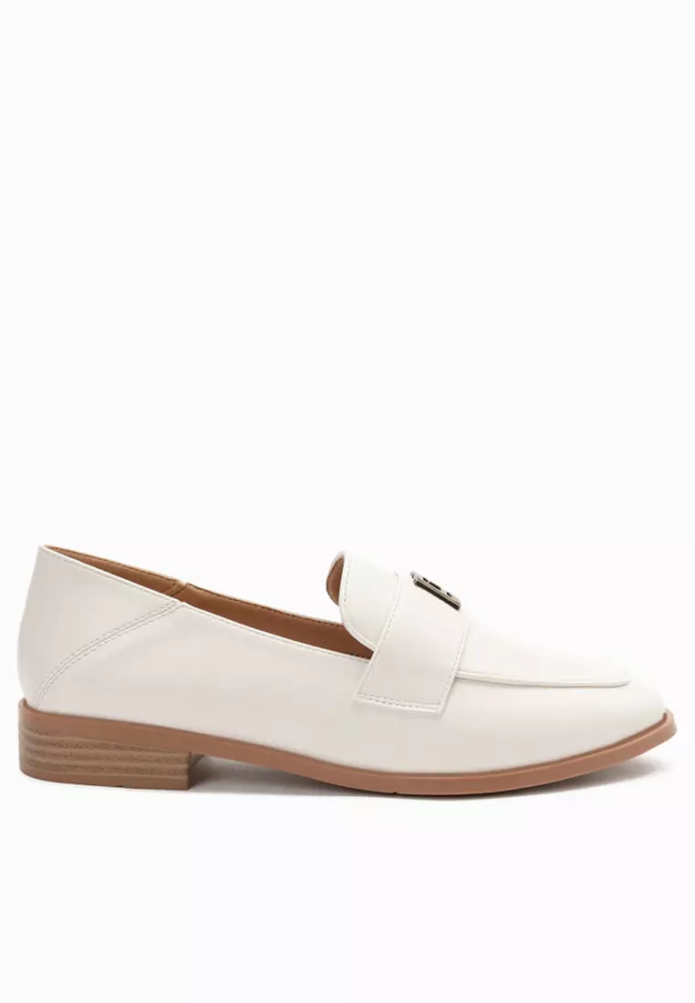 Twenty Eight Shoes 2.5CM Synthetic Leather Buckle Loafers TE320-2