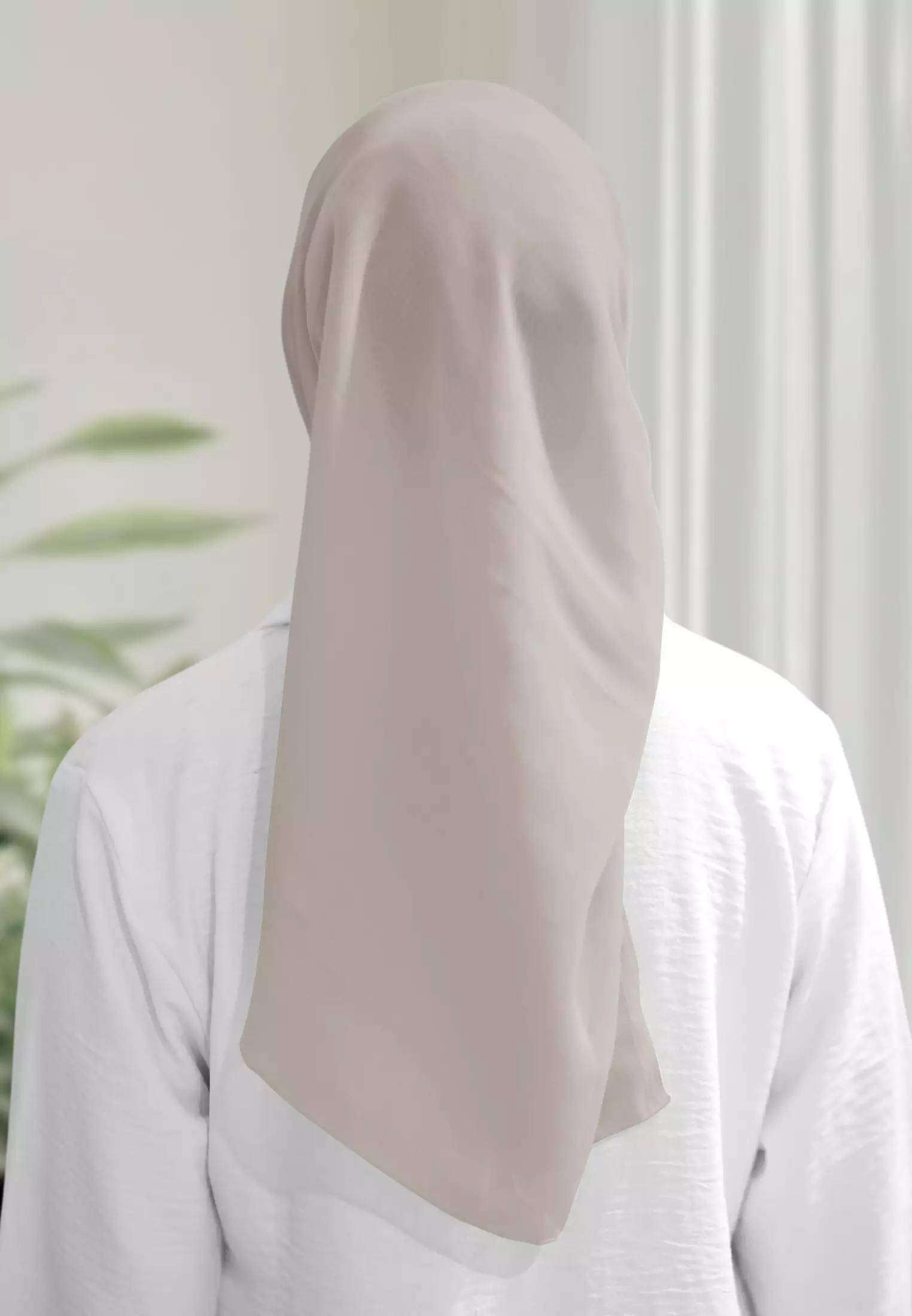 Haura Scarf Paris | Hijab Segiempat | Plain Paris Hijab Polos - Dazzling Grey