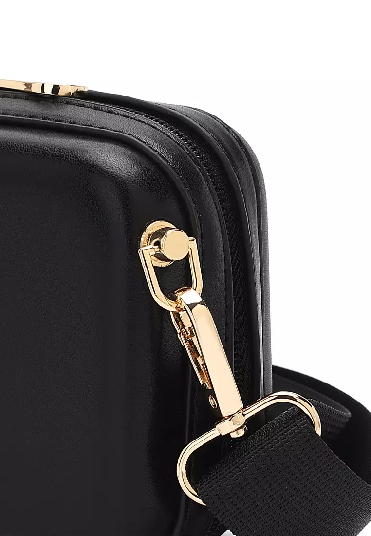 Women's Sling Bag / Crossbody Bag - Black