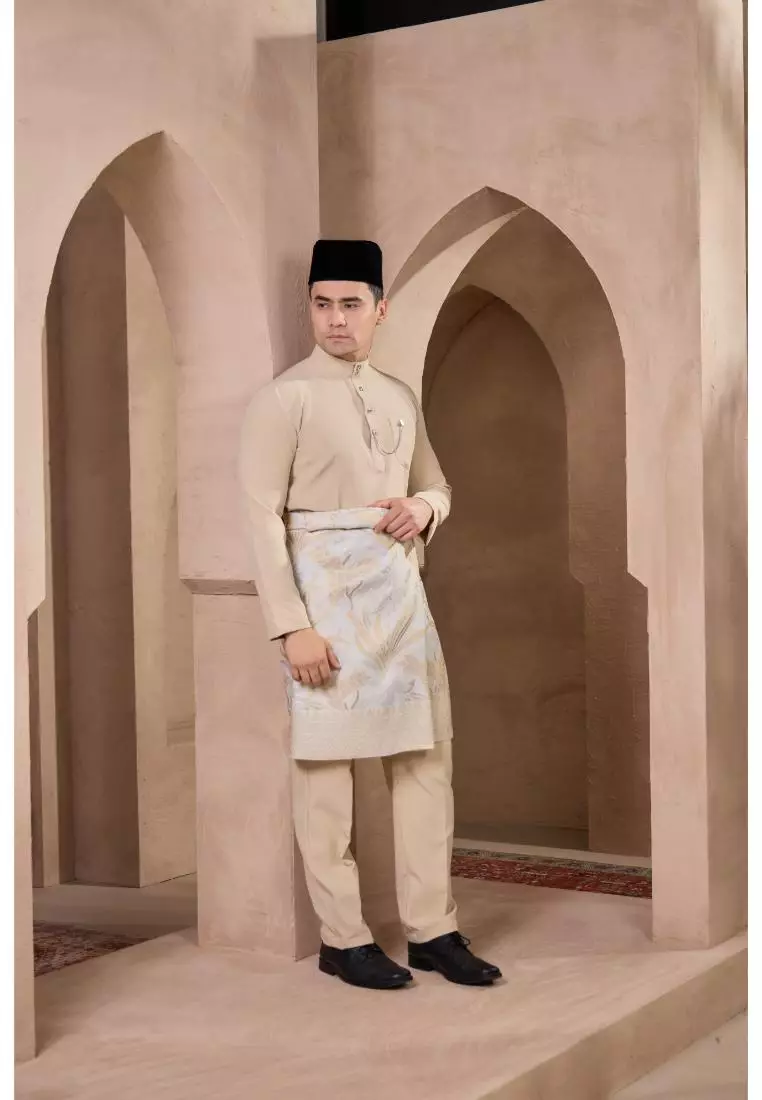 Baju Melayu Mahkota