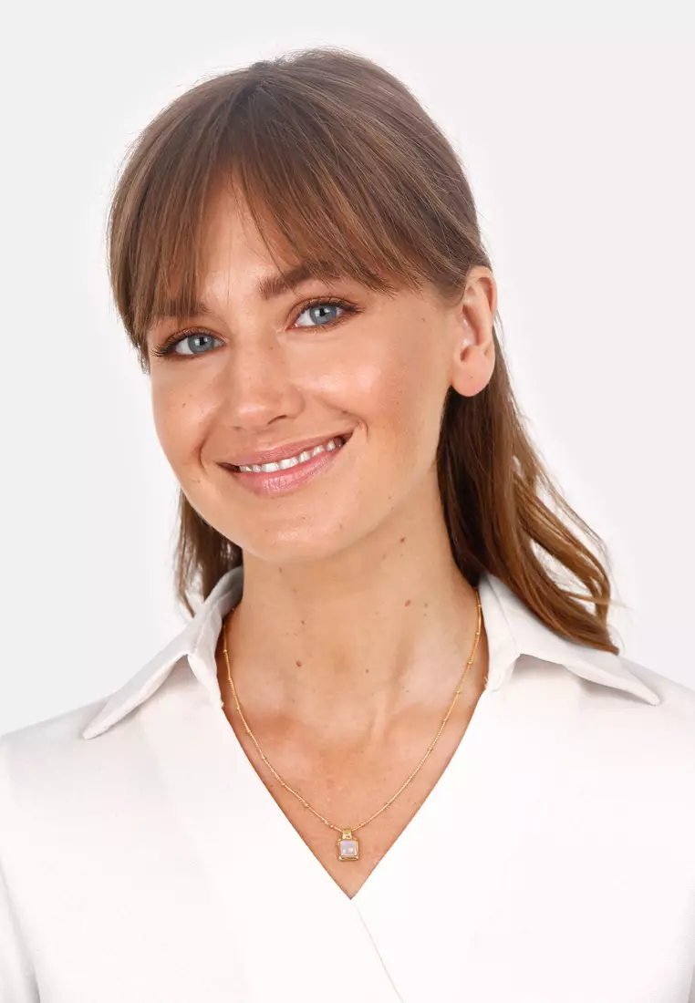 Necklace Stone Pendant Elegant Moonstone Gold Plated