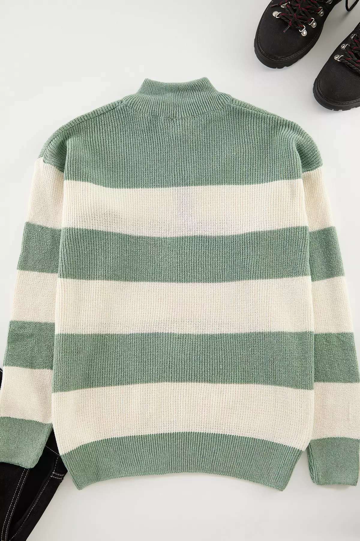 Mint Fitted Stand Collar Striped Sweater Tmnaw25Kz00062
