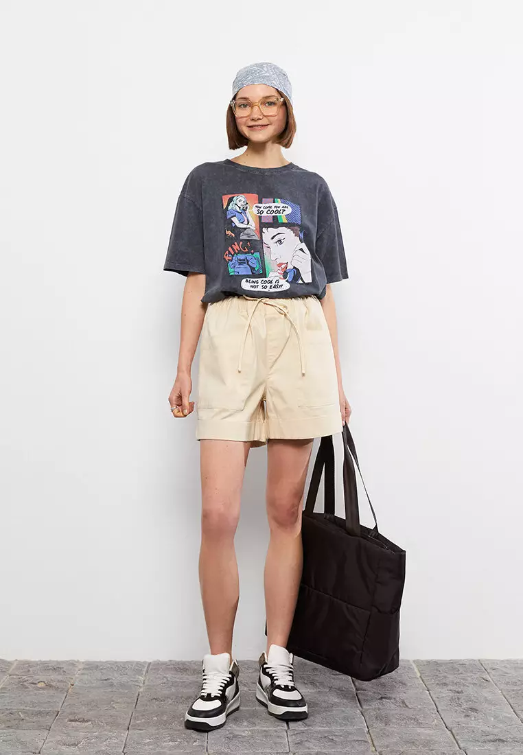 Elastic waist deals shorts womens