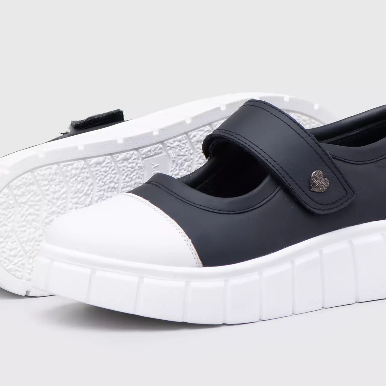 Achilla Mary Jane Sneakers Genuine Leather BnW