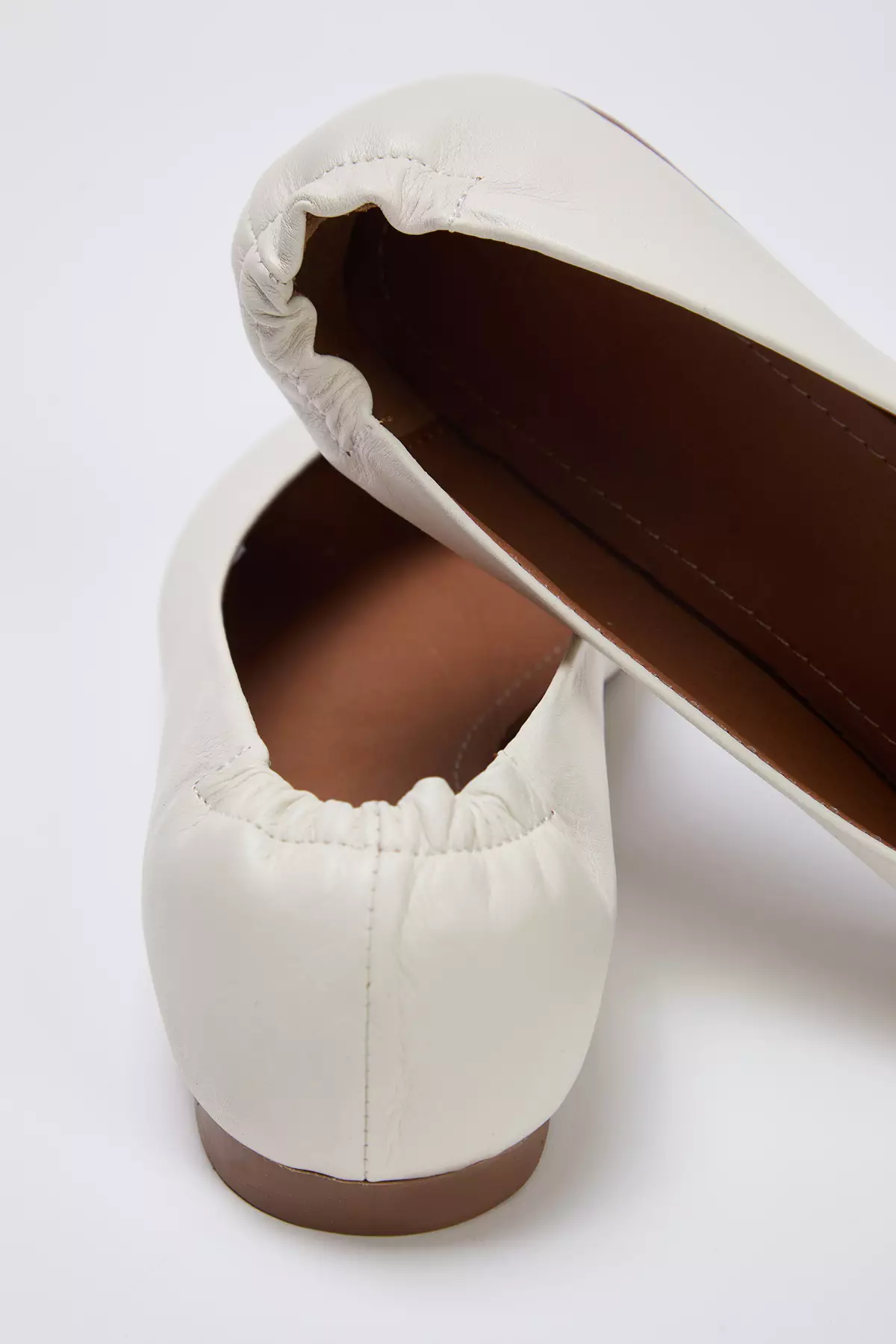 Ecru Genuine Leather Pointed Toe Drawstring Women's Ballerinas Takss25Be00019