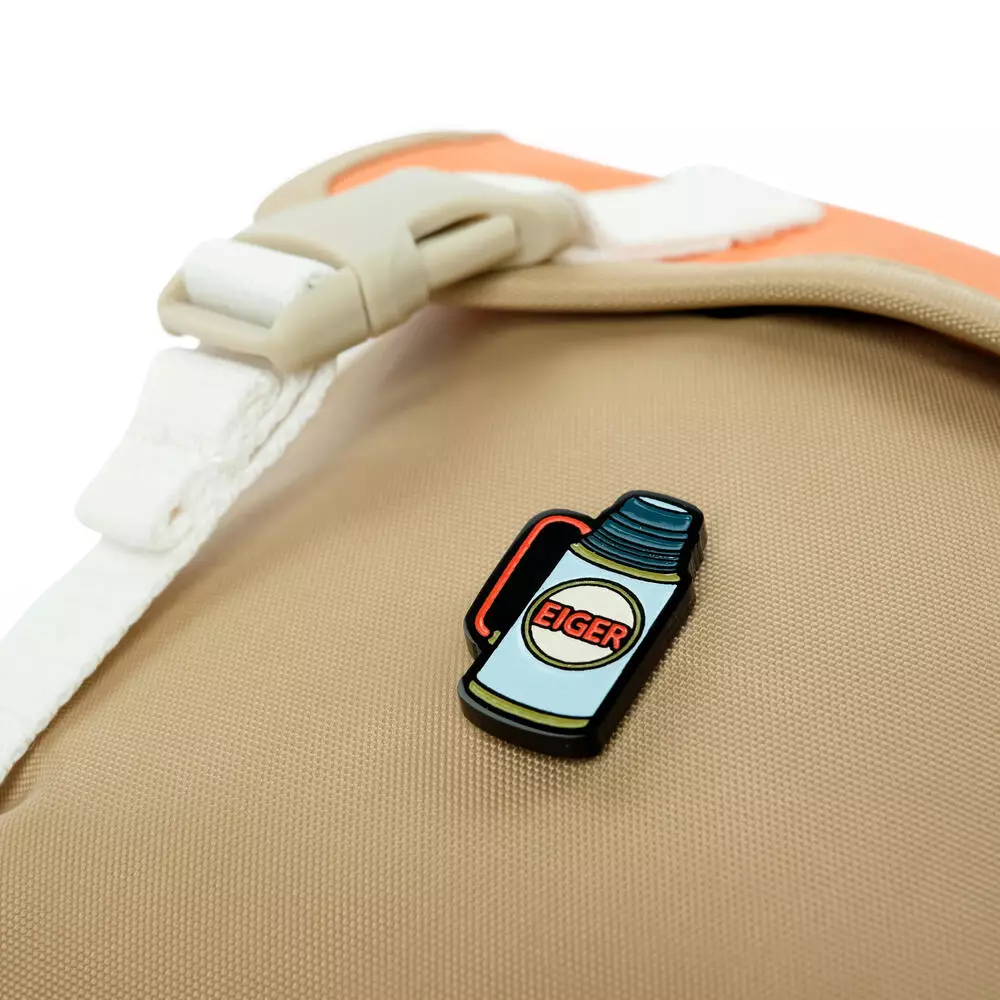 Eiger Flosku Acrylic Pin