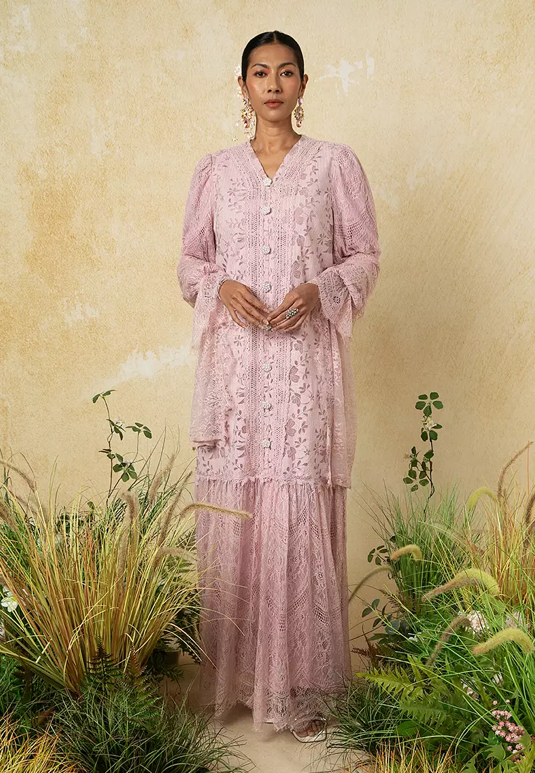 KARTIKA KEBAYA DRESS WITH SELENDANG SET