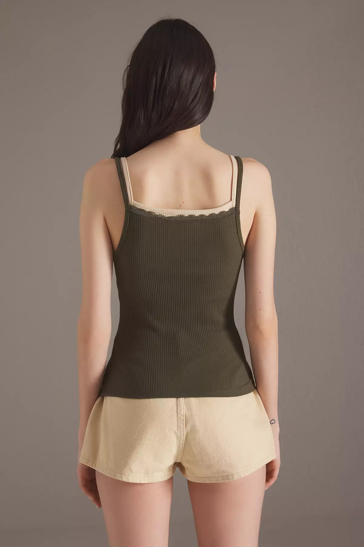 Khaki Double Layer Lace Detail Ribbed Fitted/Body-Smoothing Knitted Undershirt TWOSS25AL00035