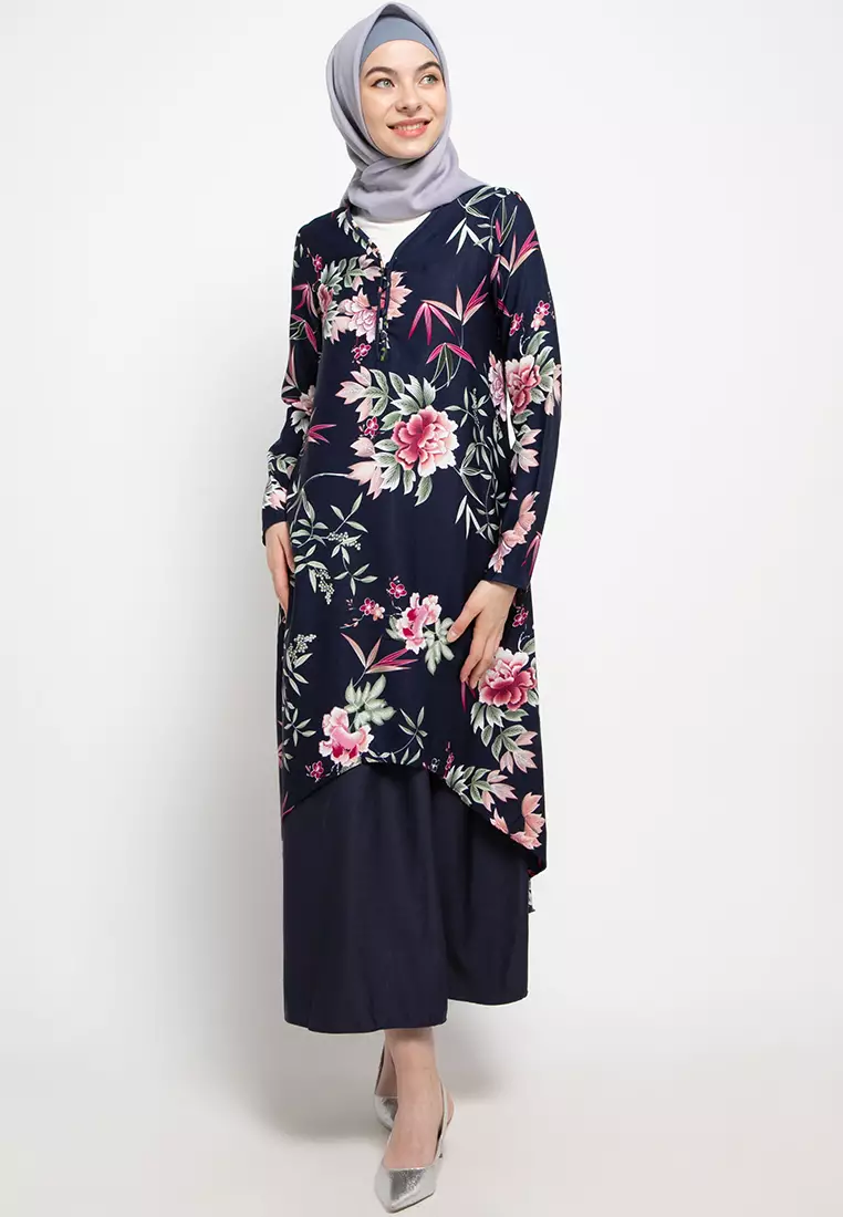 Eva Maxi Dress In Navy Print