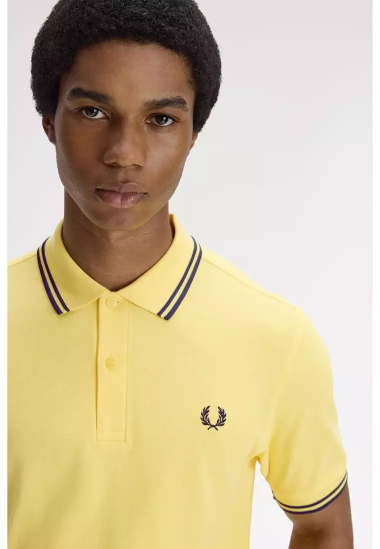 Fred Perry M3600 Twin Tipped Fred Perry Shirt (Lemon Barley / Tennis Blue / Tennis Blue)