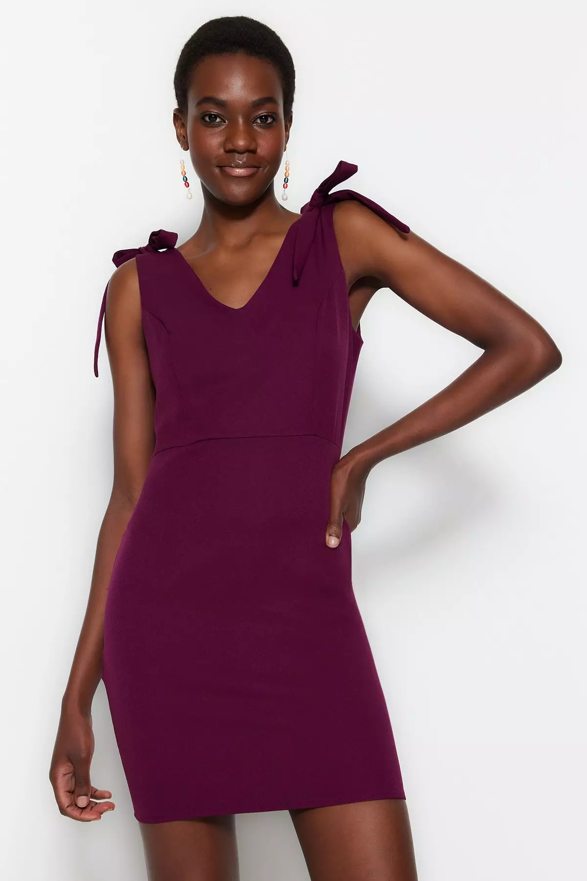 Black fitted sleeveless dress store