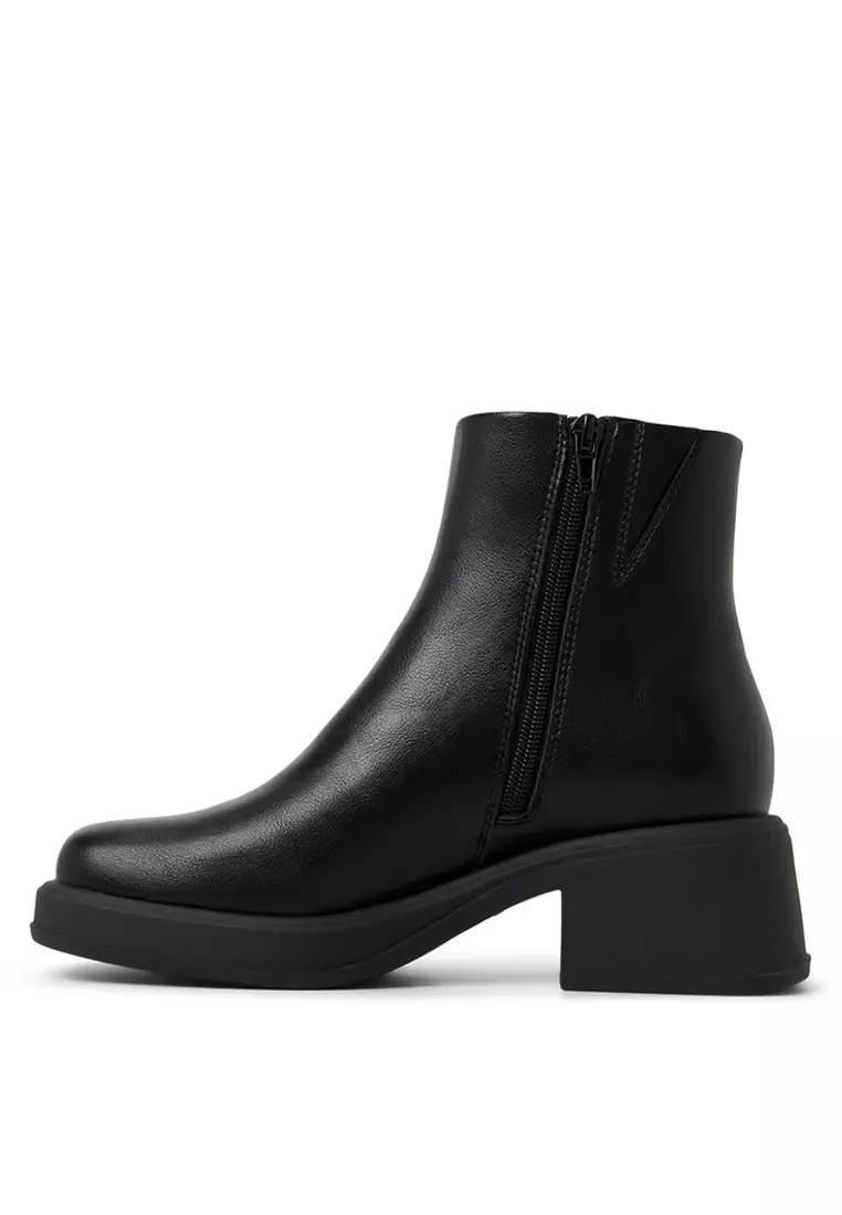 Rikki Boots