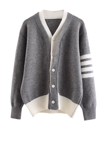 Buy Twenty Eight Shoes VANSA Contrast Fake Two Piece Knit Cardigan Sweater  VCW-Kw62s 2023 Online | ZALORA Singapore