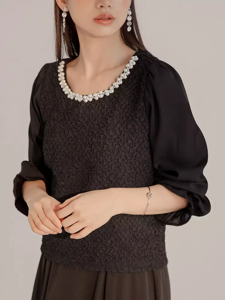 Textured pearl-collared ruffled sleeve top [AB19666]