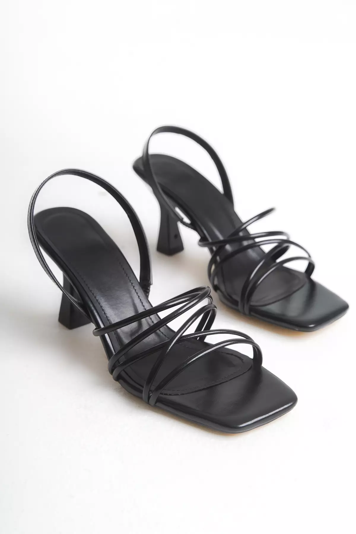 Black Ankle Strap Thin Heeled Square Toe Women's Heeled Sandals Takss25To00003
