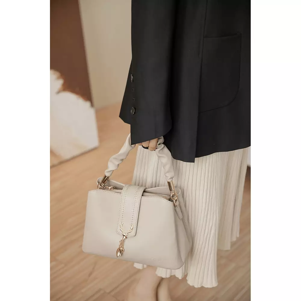 En-ji Sassi Handbag  - Black