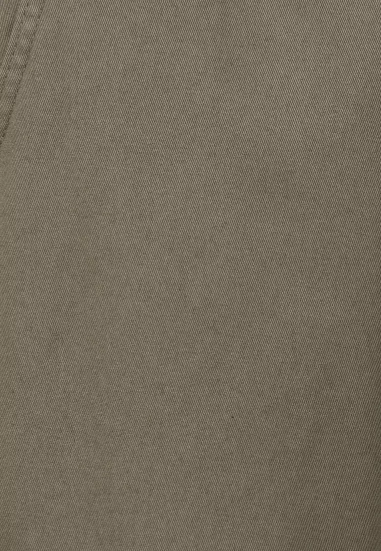 Barrel Cargo Pants