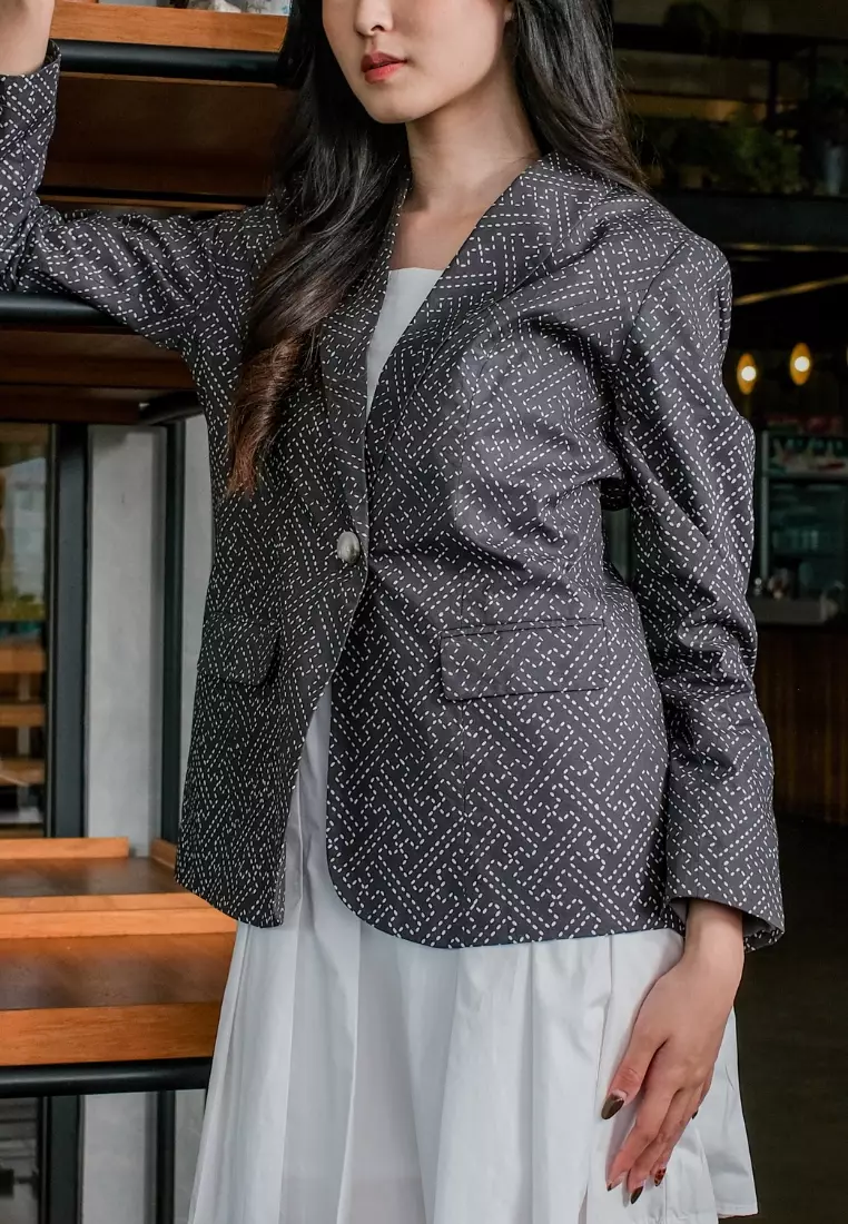 Karmina Batik Blazer