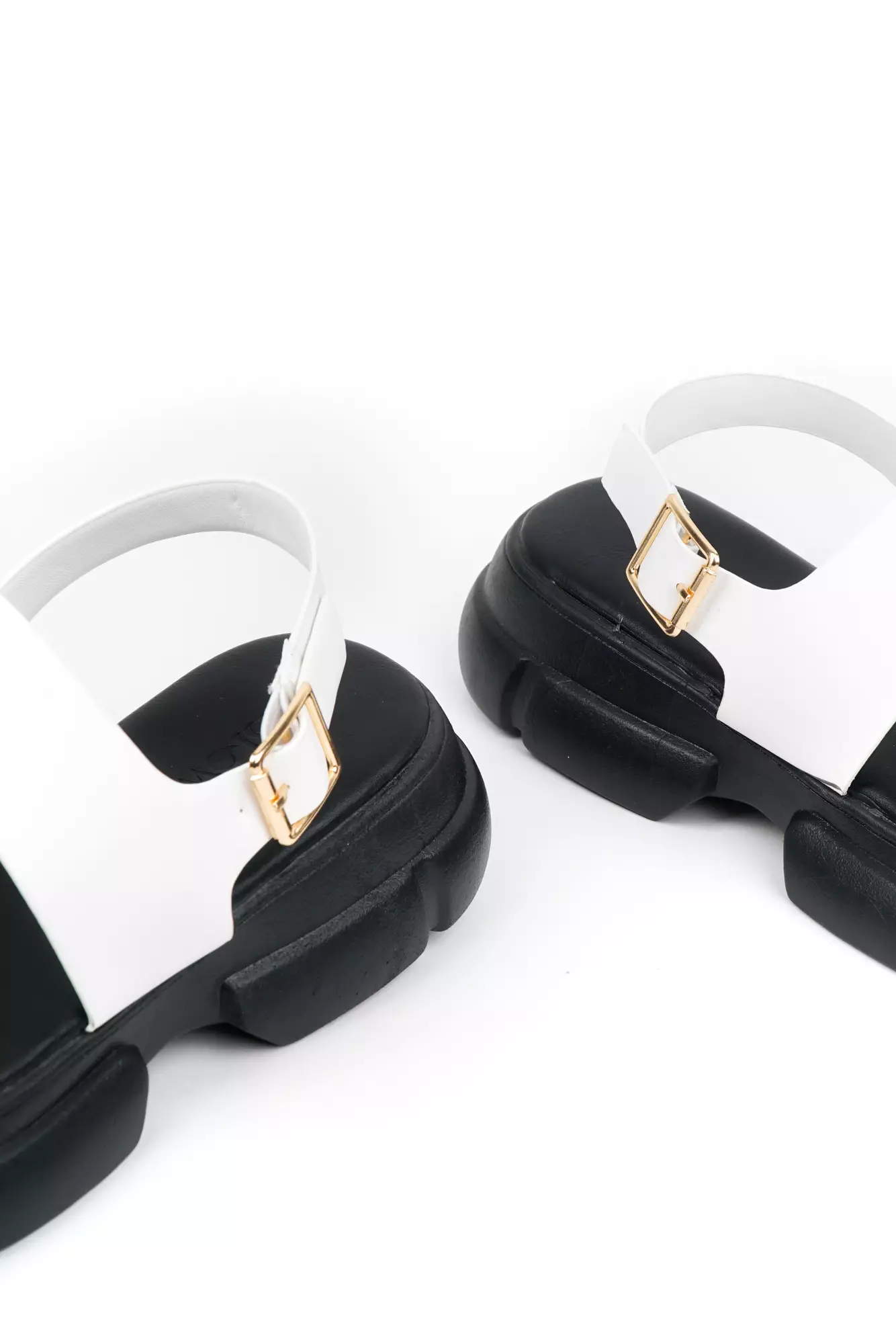 Lisa Platform Sandal Wanita Tinggi 4,5cm