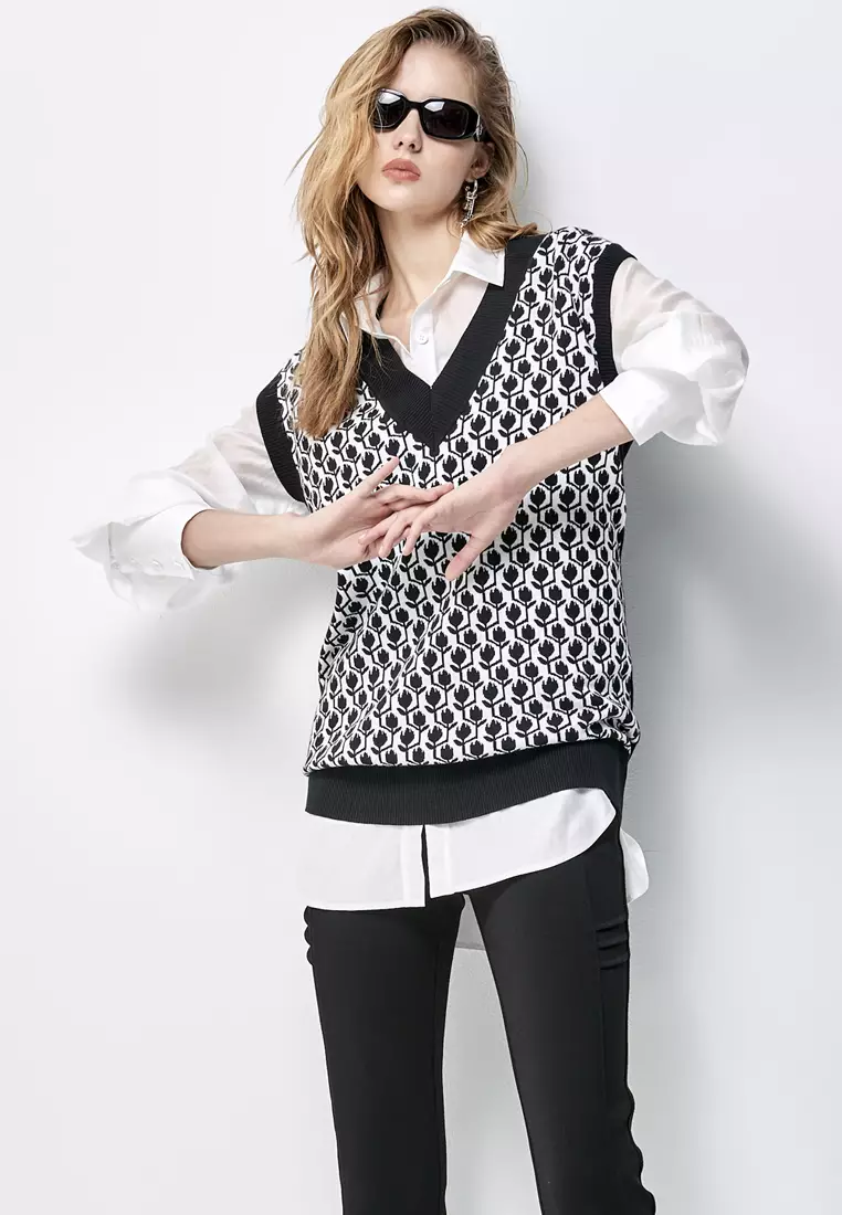V-Neck Floral Print Knit Vest