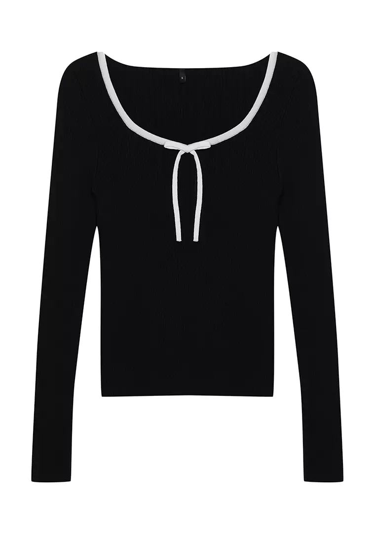 Bow Detail Jumper