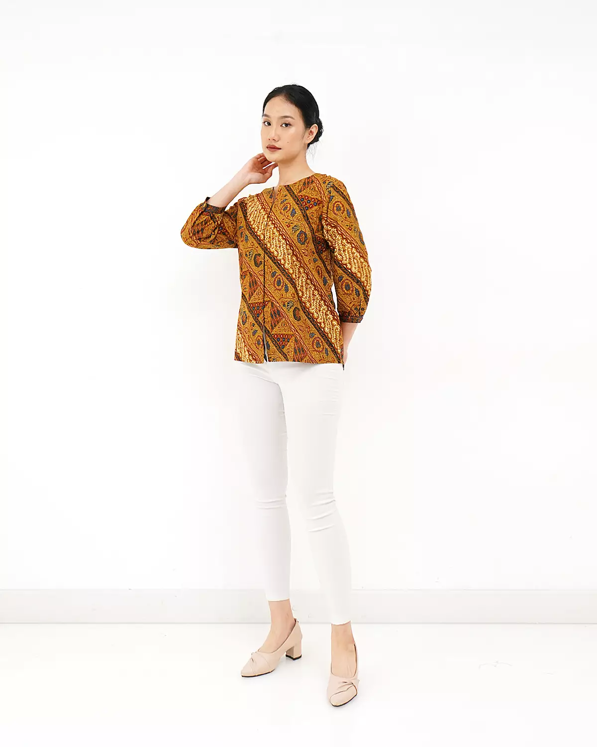 Blouse Lengan Panjang Batik Motif Pesona 3 Negeri