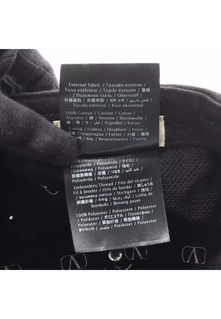 Pre-Loved Valentino V logo cap cotton black