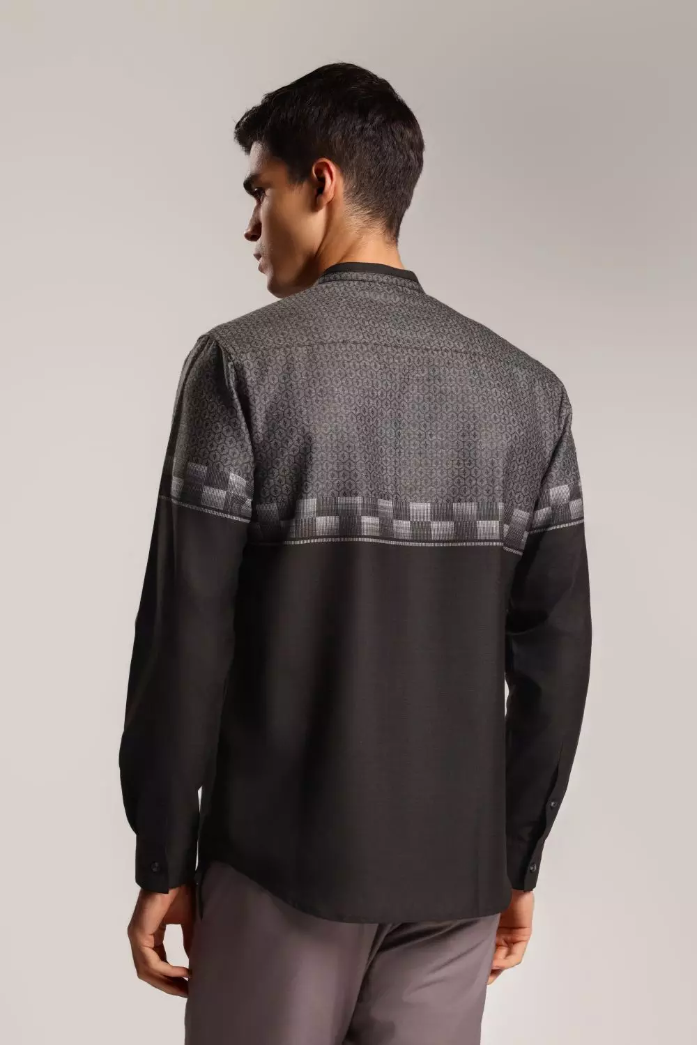 MOC Kemeja Koko Lengan Panjang Pria Maurer - Black