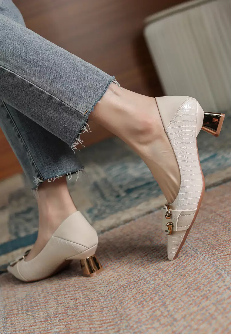 5CM Pointy Square Buckle Textured Pumps XJ568-2