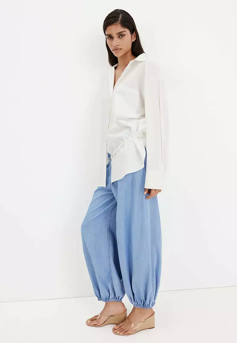 High-Waisted Baggy Jeans
