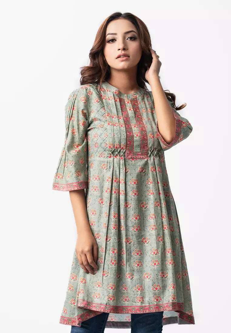 Le Reve 印花连衣裙款式束腰外衣