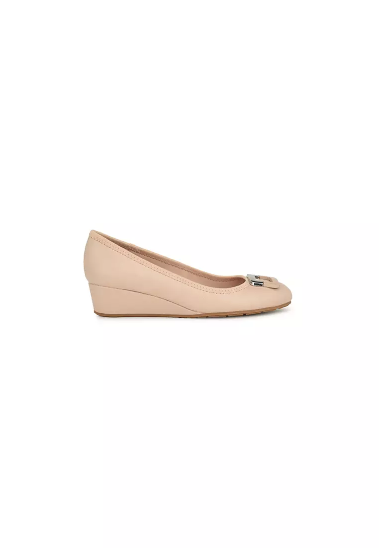 Discount on Nine West  shoes - SKU: Tasen3 Wedge Light Natural